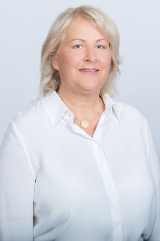 Bausachverständige, Immobiliensachverständige, Immobiliengutachterin und Baugutachterin  Alexandra Renno Dormagen